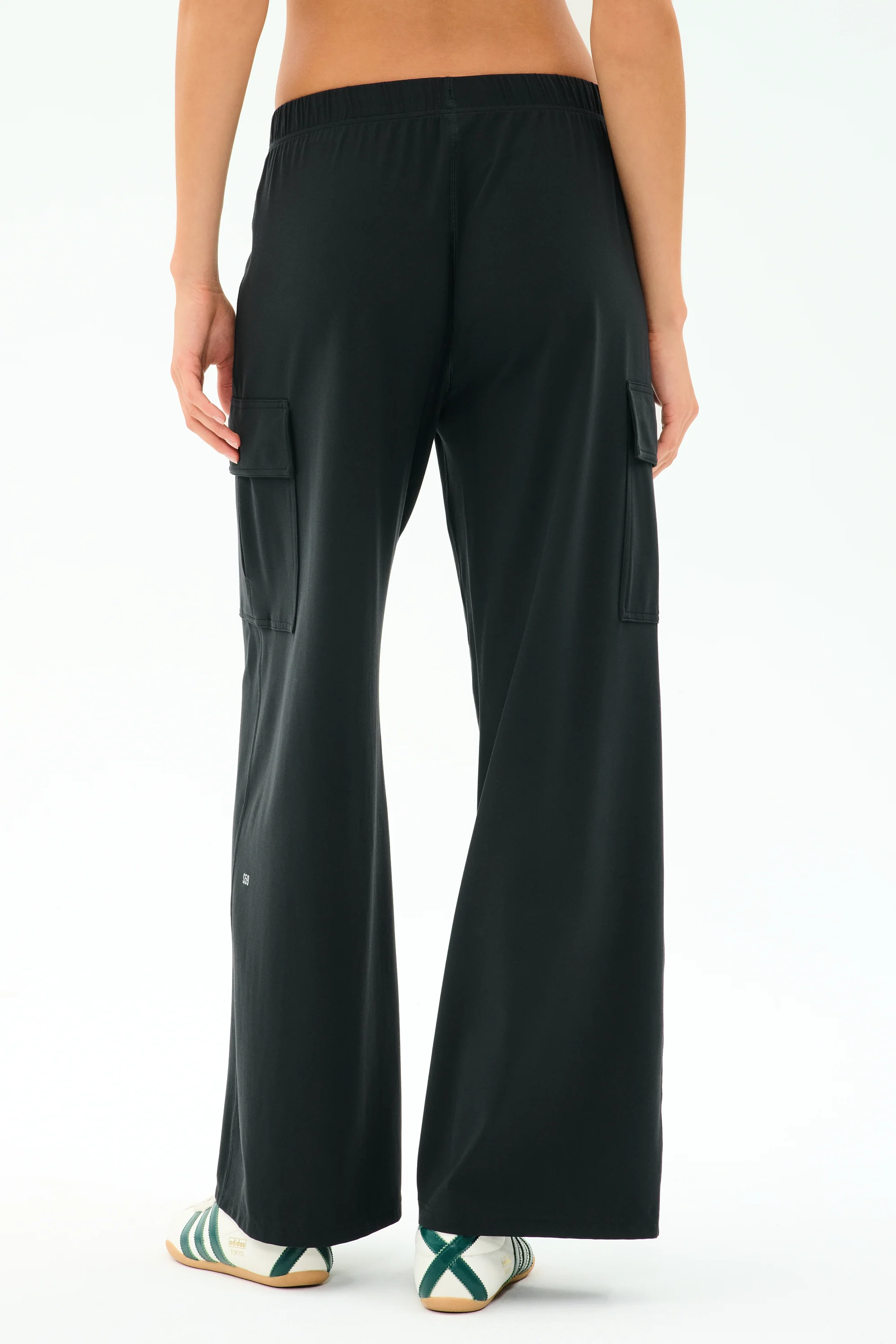 Alex Airweight Cargo Pant - Black - Image 3